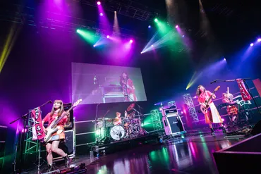 SILENT SIREN、ファンの声を元にしたリクエストライブ大団円 ランキング１位の楽曲は 