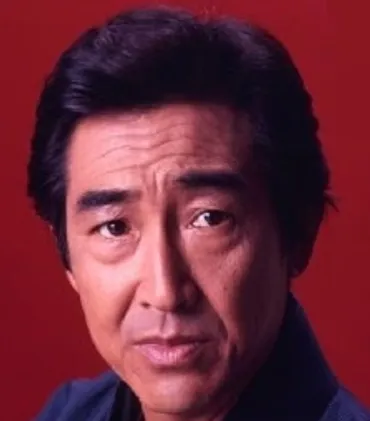 鶴田浩二の死因は?高倉健と任侠映画ブームで復活!妻は?息子は?娘は?