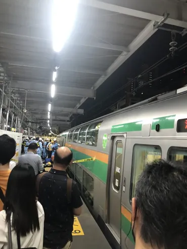 東海道線 品川駅で人身事故「入線時に人が飛び込んで車両の下敷き、警察が目撃者を探してる」山手線も巻き込まれ電車遅延 #東海道線 6月28日 