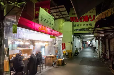 大阪市生野区】鶴橋駅から徒歩約20秒！ 屋台の様な雰囲気が楽しいリニューアルオープンの「丸金商店」（ぺるたろう） 