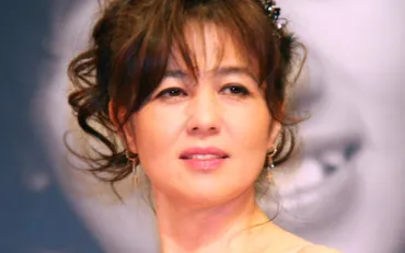 石野真子62歳の波瀾万丈。ファン騒然のセミヌード、長渕剛と破局、妻公認の愛人に… 