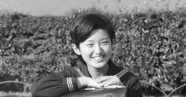 １９７３」エンタメプレイバック】山口百恵〝青い性〟路線で人気爆発 少女と大人が同居する唯一無二の存在  ８０年に三浦友和と結婚、引退し伝説の歌手へ（1/2ページ） 