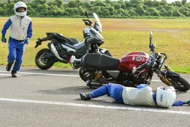 今知っておきたい、バイク事故に遭遇した際にライダーができること、命を守る確率を上げるファーストエイド【Safety】