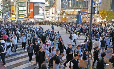 渋谷ハロウィン、2023年は一体どうだった？厳戒態勢で、それでも集まる人々!!?