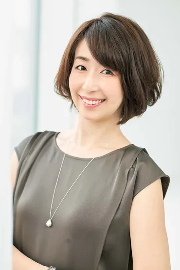 上品かつ洗練された印象の、ハネにくい「ふんわリッチヘア」【40代の毎日ヘアスタイル】 – STORY ストーリィ オフィシャルサイト