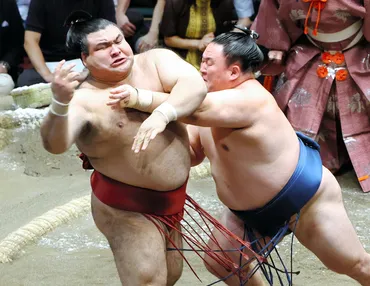 写真まとめ】平幕の玉鷲が「最年長優勝」 秋場所千秋楽で高安 ...