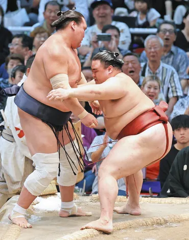 隆の勝、いくぞ！史上初の逆転優勝「座布団が当たってフワフワ ...