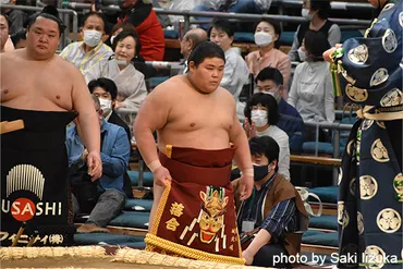 伯桜鵬、相撲界の未来を担う若き力士! 彼の相撲人生はいかに？令和の怪物とは！？