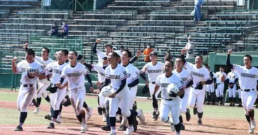 秋季高校野球：県大会 国学院栃木が優勝 ３年ぶり サヨナラで石橋降す 両校関東大会へ ／栃木 