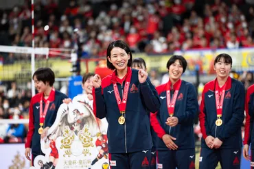 女子はNECが2連覇。男子はパナソニックが5大会ぶりの優勝。MVPは古賀紗理那＆西田有志が夫婦で受賞 天皇杯・皇后杯 