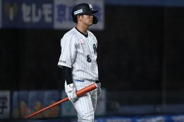 ロッテ中村奨吾 主将としてチームを引っ張った一年。２０２２年、想いは一つ。１位を目指す。 