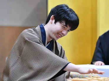 史上最年少「永世称号」がかかる21歳の藤井聡太棋聖に、「独創的な棋風」で43歳の山崎隆之八段が挑む！ 