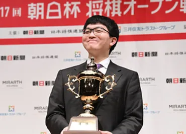 永瀬拓矢九段が初優勝 朝日杯将棋オープン戦、藤井聡太名人に勝利：朝日新聞デジタル