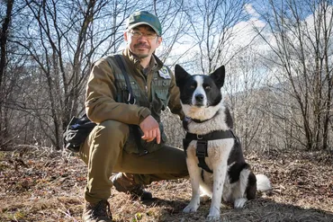 クマ対策には犬が不可欠」ピッキオのベアドッグ・ハンドラー田中純平さんの日本初の取り組み