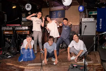 くるり＆岸田繁楽団、充実のパフォーマンスを繰り広げた初のオンライン「音博」（ライブレポート写真枚）