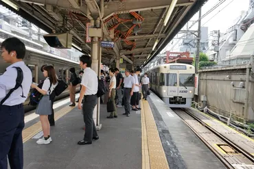 井の頭線 （下北沢～駒場東大前）: 雅万歩