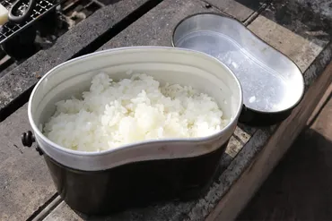 初心者でも美味しく炊ける！「飯盒＆炭火で炊く」失敗しない飯盒炊爨の裏技を大公開 