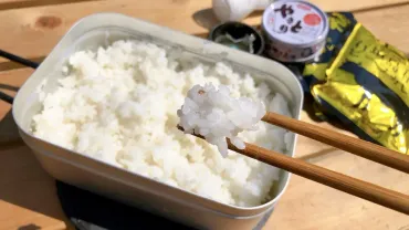 メスティン炊飯の方法。初心者でも失敗ナシ、自動で美味しいご飯が炊ける！ 