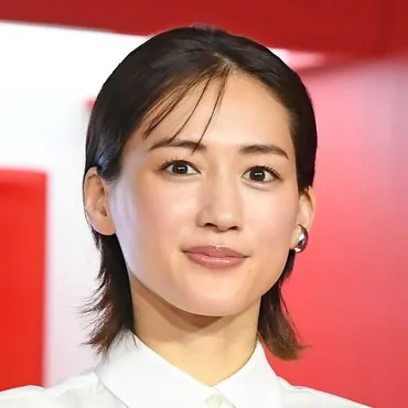 2位ムロツヨシ、3位新垣結衣…「ご近所さんだったら嬉しい俳優」ランキング1位は親しみやすそうな国民的女優(まいどなニュース) 