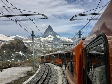 スイス 絶景に心奪われ、列車に心躍る１５日の旅 ⑪【ゴルナーグラート鉄道】』ツェルマット(スイス)の旅行記・ブログ by のじパパさん【フォートラベル】