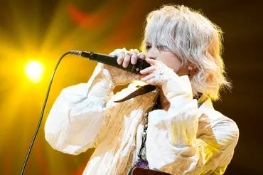 HYDE、ソロ活動20周年記念『20th Orchestra Tour HYDE ROENTGEN 2021』横浜公演オフィシャルレポート到着 